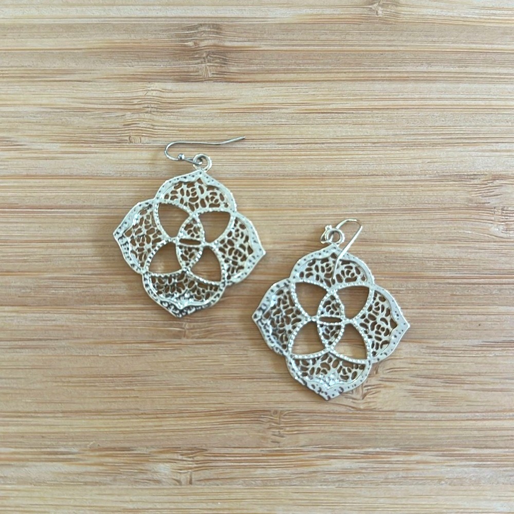 Kendra Scott Dawn Earrings